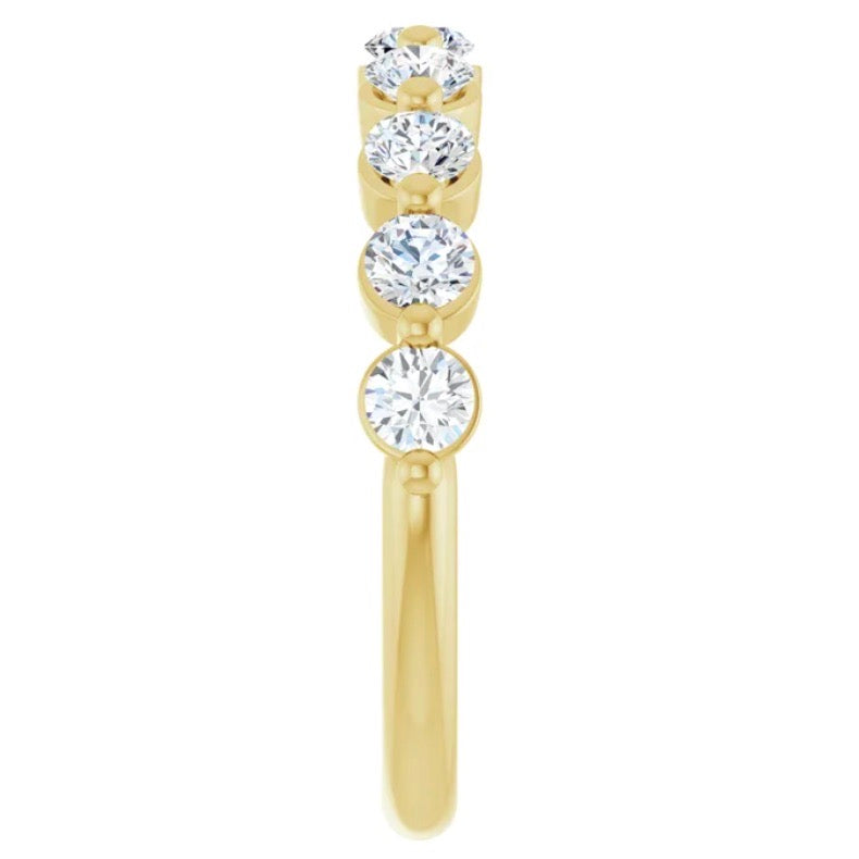 CLASSIC Floating Diamond Band