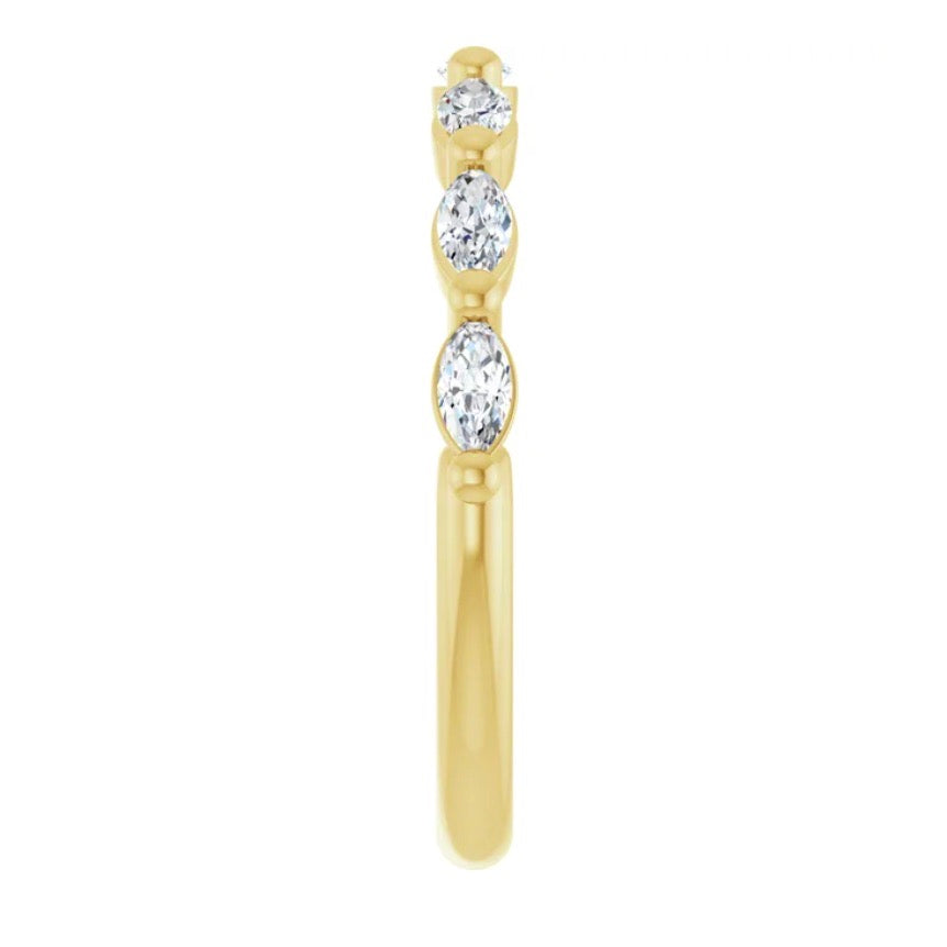 CLASSIC Floating Marquise Diamond Band